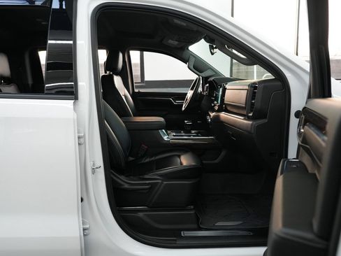 Used 2023 GMC Sierra 1500 Elevation w/ Preferred Package AWD/4WD image 34