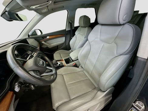 Used 2022 Audi Q5 2.0T Premium Plus image 13
