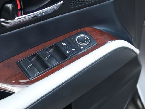 Used 2012 Lexus RX 450h AWD w/ Premium Pkg image 23