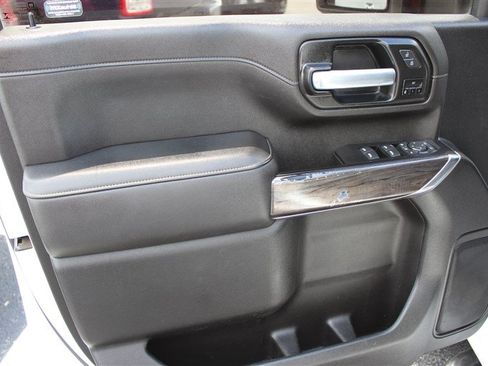 Used 2021 Chevrolet Silverado 2500 LTZ AWD/4WD image 16