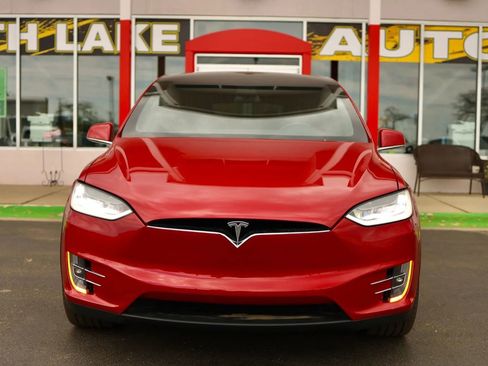 Used 2018 Tesla Model X 100D AWD/4WD image 2