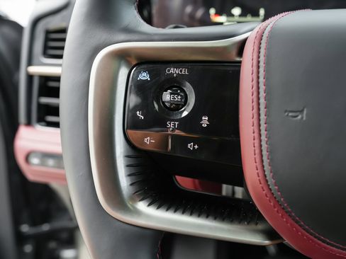 Certified 2025 INFINITI QX80 Autograph AWD/4WD image 17