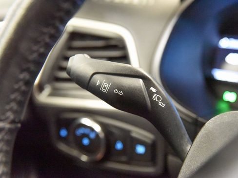 Used 2024 Ford Edge SEL image 23