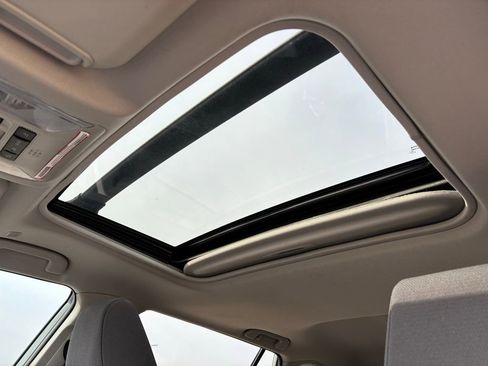 Used 2023 Toyota RAV4 XLE w/ Convenience Package image 17