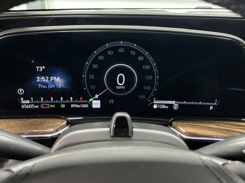 Certified 2023 Cadillac Escalade Sport Platinum w/ LPO, ONYX Package AWD/4WD image 15