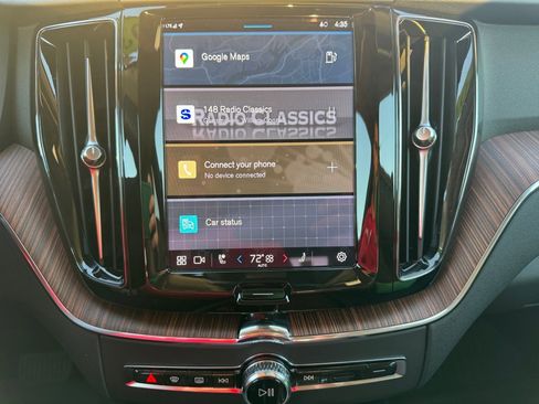 Certified 2024 Volvo XC60 B5 Plus w/ Climate Package image 17