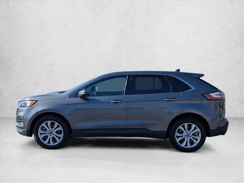 Used 2022 Ford Edge Titanium AWD/4WD image 8