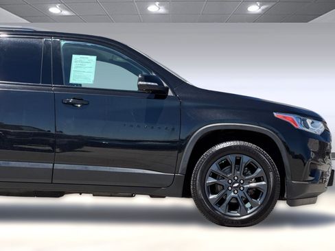 Used 2021 Chevrolet Traverse RS FWD image 36