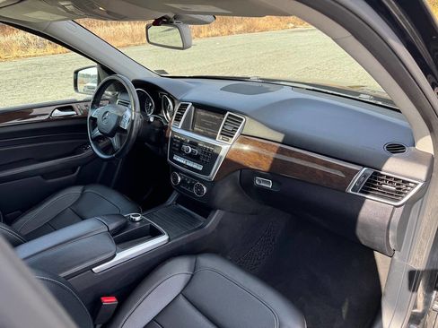Used 2014 Mercedes-Benz ML 350 4MATIC w/ Premium 1 Package image 13