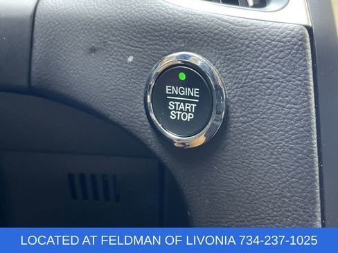 Used 2024 Ford Edge SEL image 16