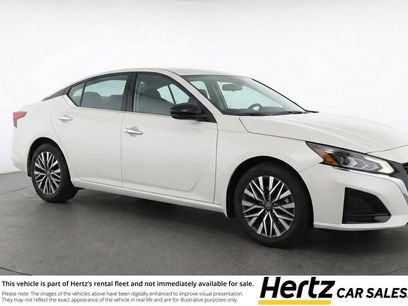 Used 2025 Nissan Altima 2.5 SV
