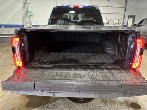 Used 2024 Ford F250 Platinum image 25