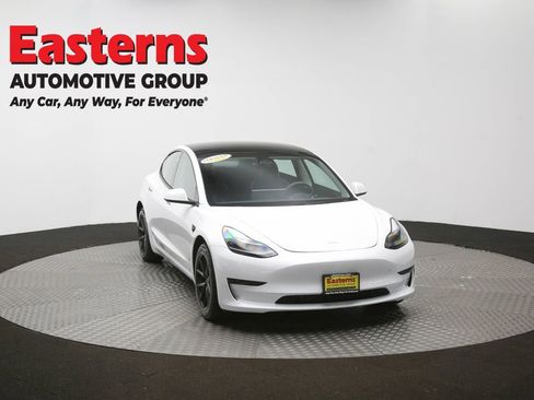 Used 2023 Tesla Model 3 Standard Range RWD image 45