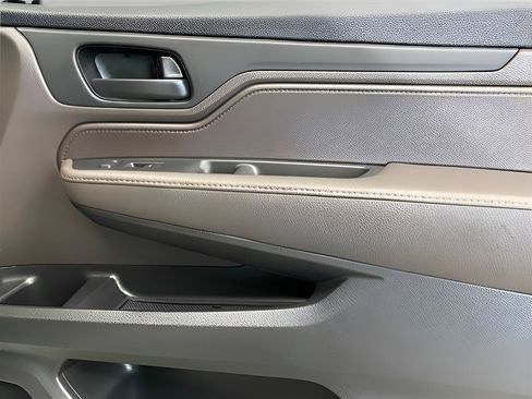Used 2019 Honda Odyssey EX-L image 17