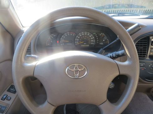 Used 2003 Toyota Tundra SR5 image 12