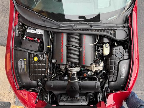 Used 2000 Chevrolet Corvette Convertible w/ Performance Handling Pkg image 30