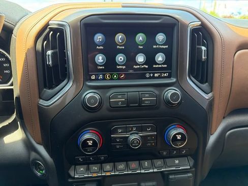Used 2021 Chevrolet Silverado 1500 High Country w/ Technology Package AWD/4WD image 22