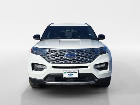 Used 2022 Ford Explorer Platinum w/ Equipment Group 601A image 10