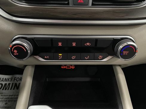 Certified 2025 Nissan Altima 2.5 SV FWD image 52