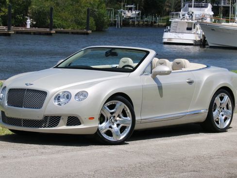 Used 2014 Bentley Continental GT image 1