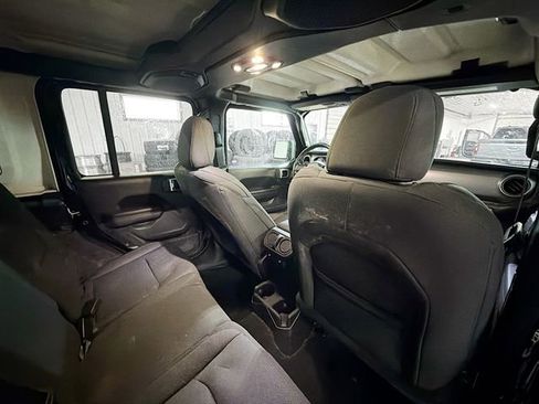 Used 2023 Jeep Wrangler Willys image 11