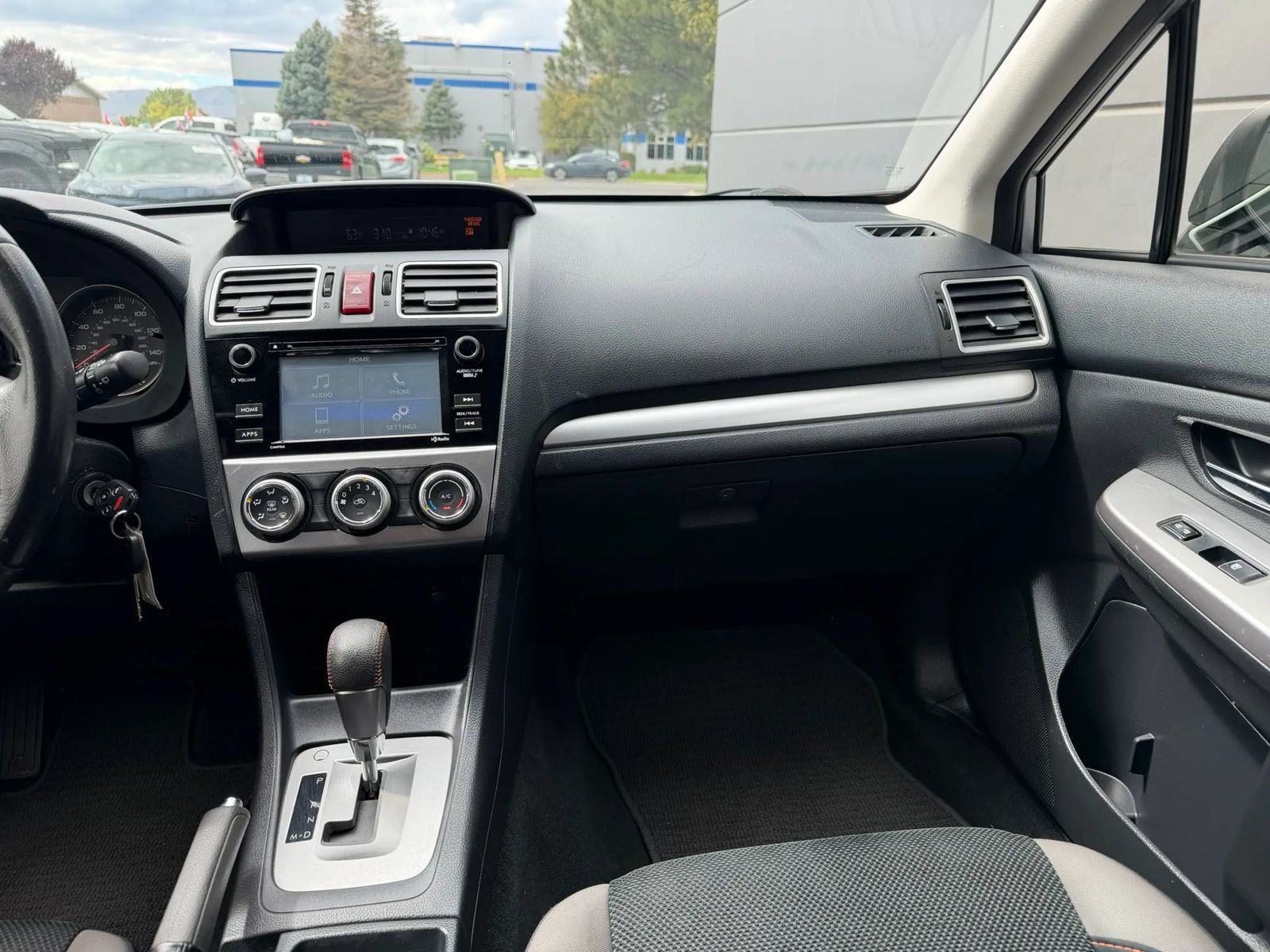 Used 2016 Subaru Crosstrek 2.0i Premium w/ Moonroof Package AWD/4WD image 17