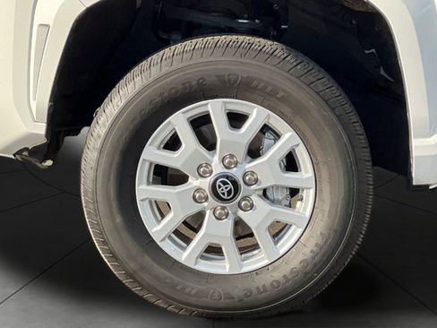 Used 2025 Toyota Tacoma SR5 image 30