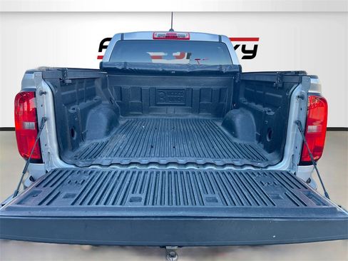 Used 2019 Chevrolet Colorado LT image 24