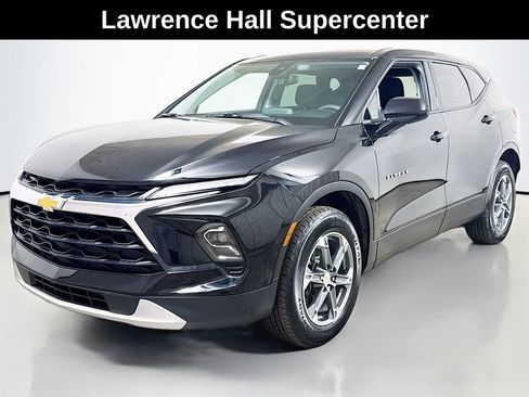 Certified 2025 Chevrolet Blazer LT FWD image 1