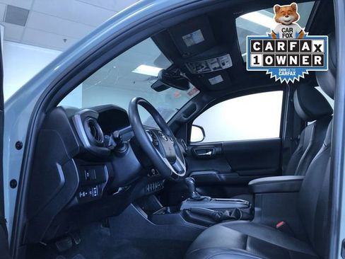 Certified 2023 Toyota Tacoma TRD Off-Road w/ TRD Premium Off Road Package AWD/4WD image 2