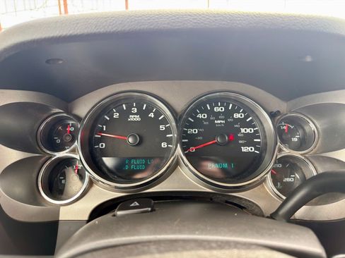 Used 2011 GMC Sierra 2500 SLE w/ SLE Preferred Package image 16