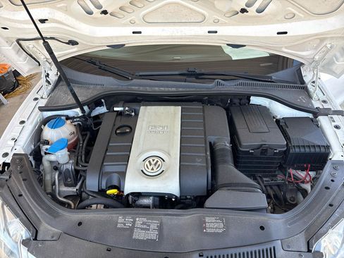 Used 2008 Volkswagen Eos FWD image 20