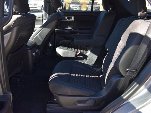 Used 2020 Ford Explorer XLT w/ Class III Trailer Tow Package image 21