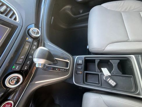 Used 2016 Honda CR-V Touring image 18