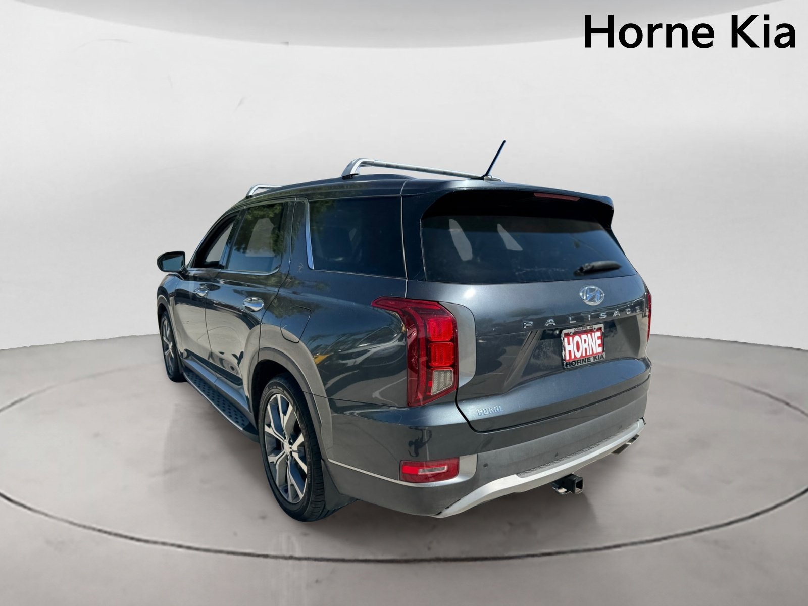 Used 2020 Hyundai Palisade SEL w/ Premium Package FWD image 5
