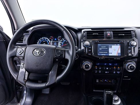 Used 2019 Toyota 4Runner Limited AWD/4WD image 5