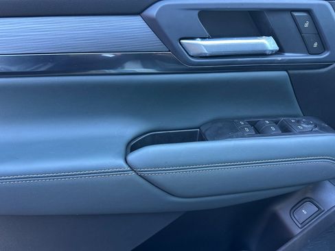 New 2026 GMC Terrain AT4 w/ LPO, Floor Liner Package AWD/4WD image 10