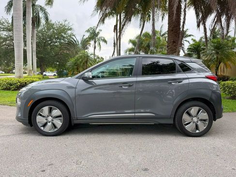 Used 2021 Hyundai Kona Ultimate w/ Cargo Package image 5