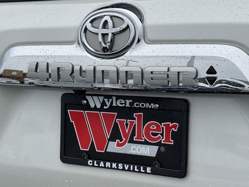 Used 2022 Toyota 4Runner Limited image 46