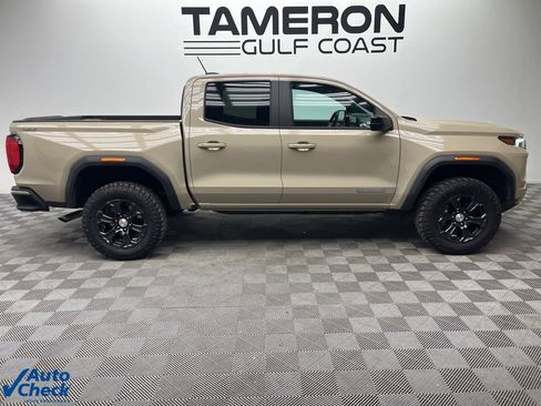 Used 2023 GMC Canyon Elevation w/ Elevation Premium Package image 4