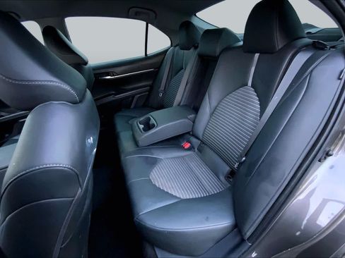 Used 2023 Toyota Camry SE FWD image 20
