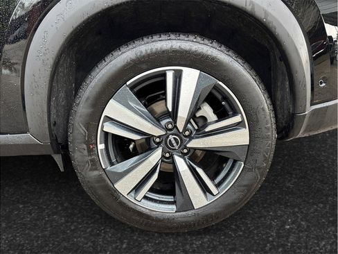 Used 2026 Nissan Rogue SL image 16