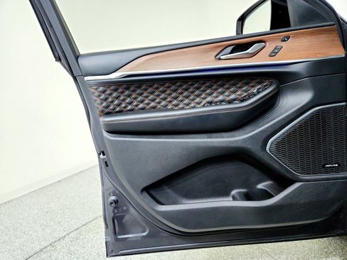 Used 2022 Jeep Grand Cherokee Summit image 13