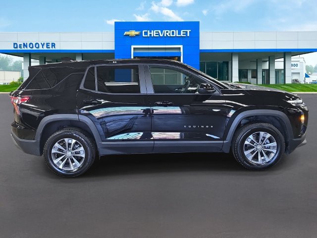 Used 2026 Chevrolet Equinox LT AWD/4WD image 6
