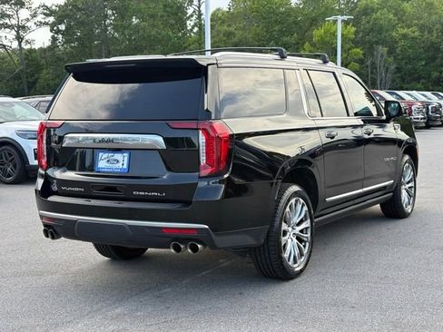Used 2021 GMC Yukon XL Denali w/ Denali Premium Package AWD/4WD image 4