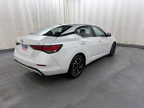 Used 2024 Nissan Sentra SV FWD image 6