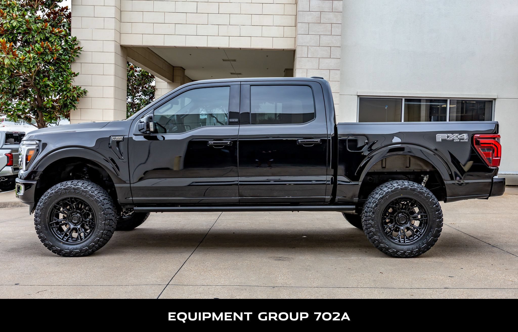 Used 2025 Ford F150 Platinum w/ Equipment Group 702A High AWD/4WD image 6