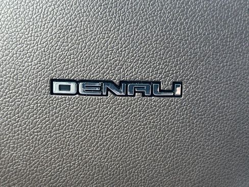 Used 2014 GMC Acadia Denali image 25