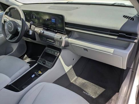 Certified 2025 Hyundai Kona SEL FWD image 20