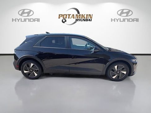 New 2026 Hyundai Ioniq 5 SE AWD/4WD image 4
